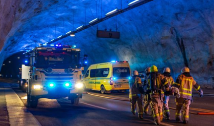 Stenger Stallogargotunnelen for brannøvelse Stenger Stallogargotunnelen for brannøvelse