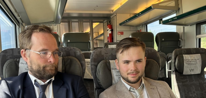 Venner har fått Aslak og Ask til Honningsvåg Venner har fått Aslak og Ask til Honningsvåg