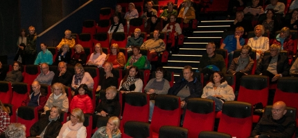 Tettpakket kinoprogram i julen Tettpakket kinoprogram i julen