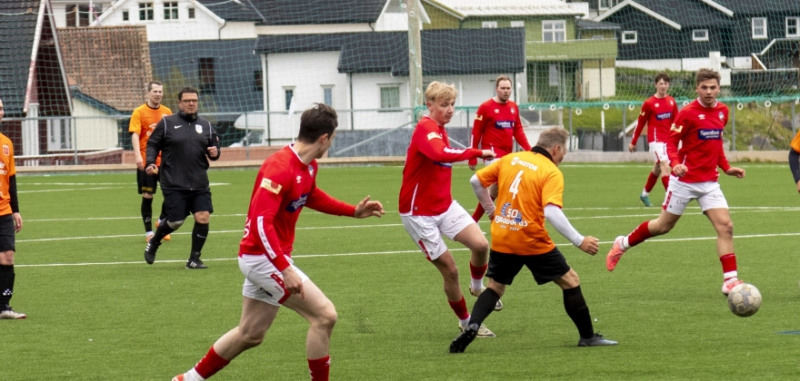 Honningsvåg – Indrefjord 2 (2-1) 4-2 Honningsvåg – Indrefjord 2 (2-1) 4-2