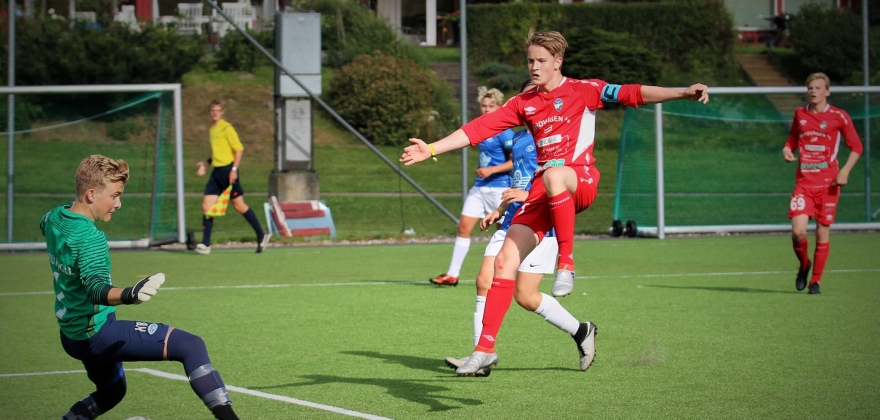 Honningsvg  Molde 2-1 (1-0)