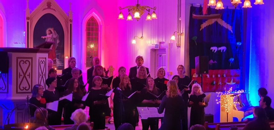 Blandakorkonsert i kirka Blandakorkonsert i kirka