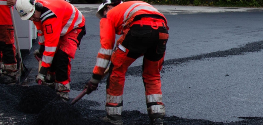 Stenger Vågen for trafikk  Stenger Vågen for trafikk