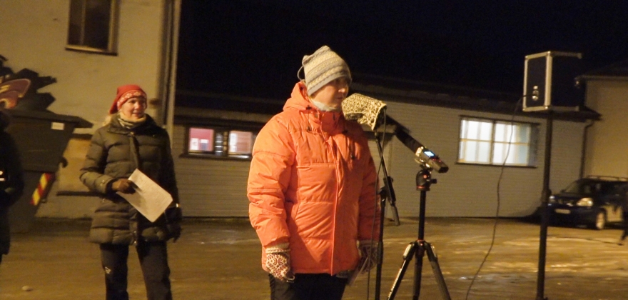 Video av julegrantenning i Honningsvåg  Video av julegrantenning i Honningsvåg