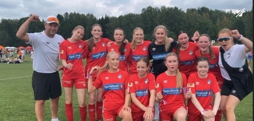 Turn-jentene tapte  Turn-jentene tapte