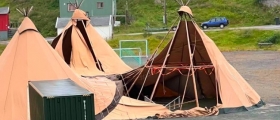 Skade på teltene i Gjesvær Skade på teltene i Gjesvær