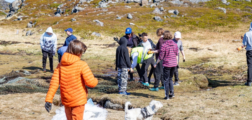 Skal premiere søppelplukkere i påsken Skal premiere søppelplukkere i påsken