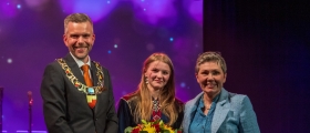 Ronja Kjosbakken tildelt ungdommens kulturstipend Ronja Kjosbakken tildelt ungdommens kulturstipend