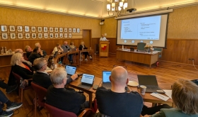 Vil utrede konkurranseutsetting av brøytingen Vil utrede konkurranseutsetting av brøytingen