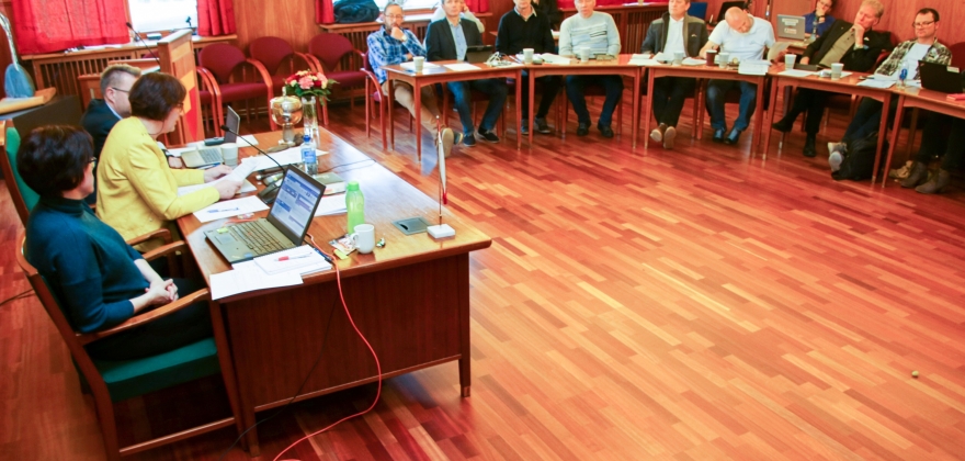 Debatter om nedleggelse av grunnskoler er vanlig Debatter om nedleggelse av grunnskoler er vanlig