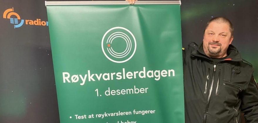 Markerer røykvarslerens dag i Honningsvåg Markerer røykvarslerens dag i Honningsvåg