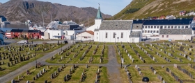 Kikregårdsvandring i Honningsvåg Kikregårdsvandring i Honningsvåg