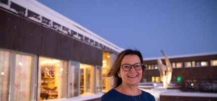 Vil gi flere voksne fagbrev for arbeid med barn og unge Vil gi flere voksne fagbrev for arbeid med barn og unge