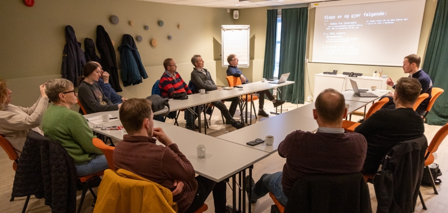 Ta kontakt umiddelbart ved datainnbrudd Ta kontakt umiddelbart ved datainnbrudd
