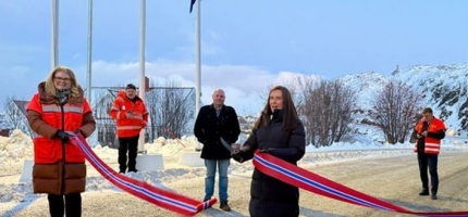 Åpnet høyfjellsveg ved havet Åpnet høyfjellsveg ved havet