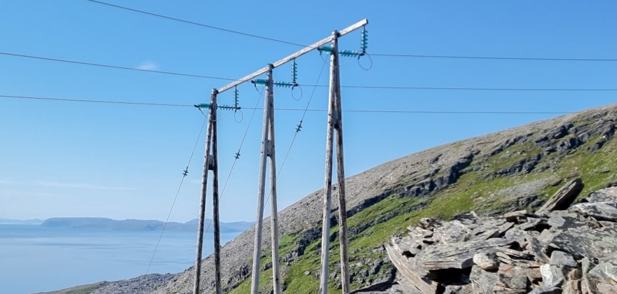Dikt som inneholder ordet strøm  Dikt som inneholder ordet strøm