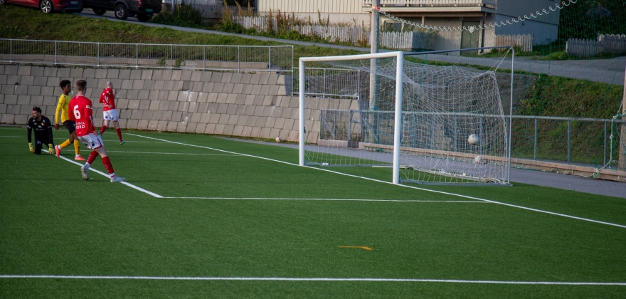 Honningsvåg – Hammerfest 2 (3-1) 4-3 Honningsvåg – Hammerfest 2 (3-1) 4-3